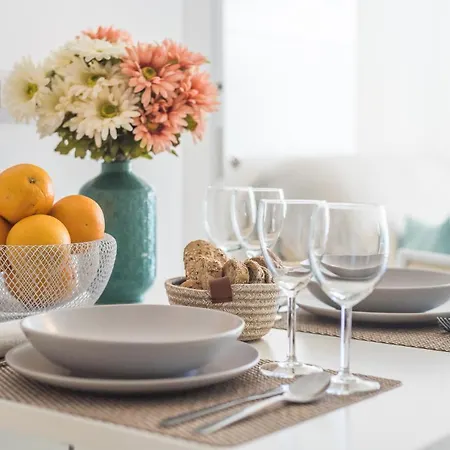Apartment Chic, Cosy & Quiet Near The Mogan